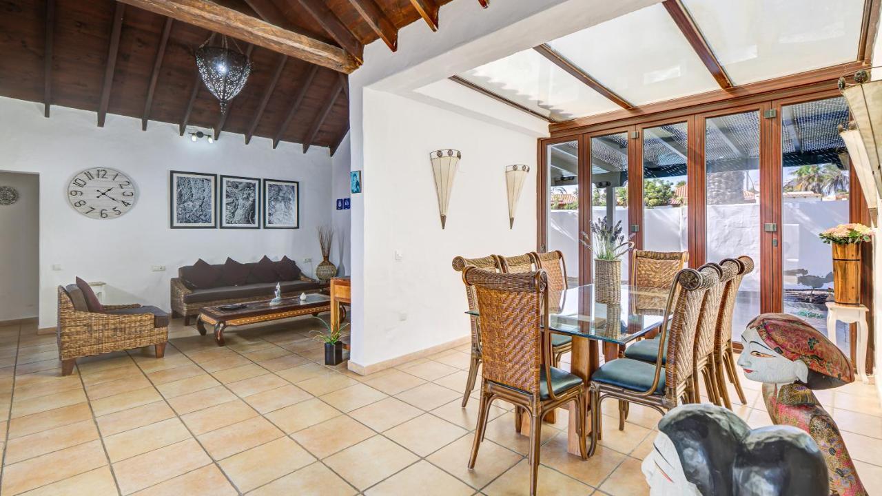 Villa Savila Caleta De Fuste Exterior photo
